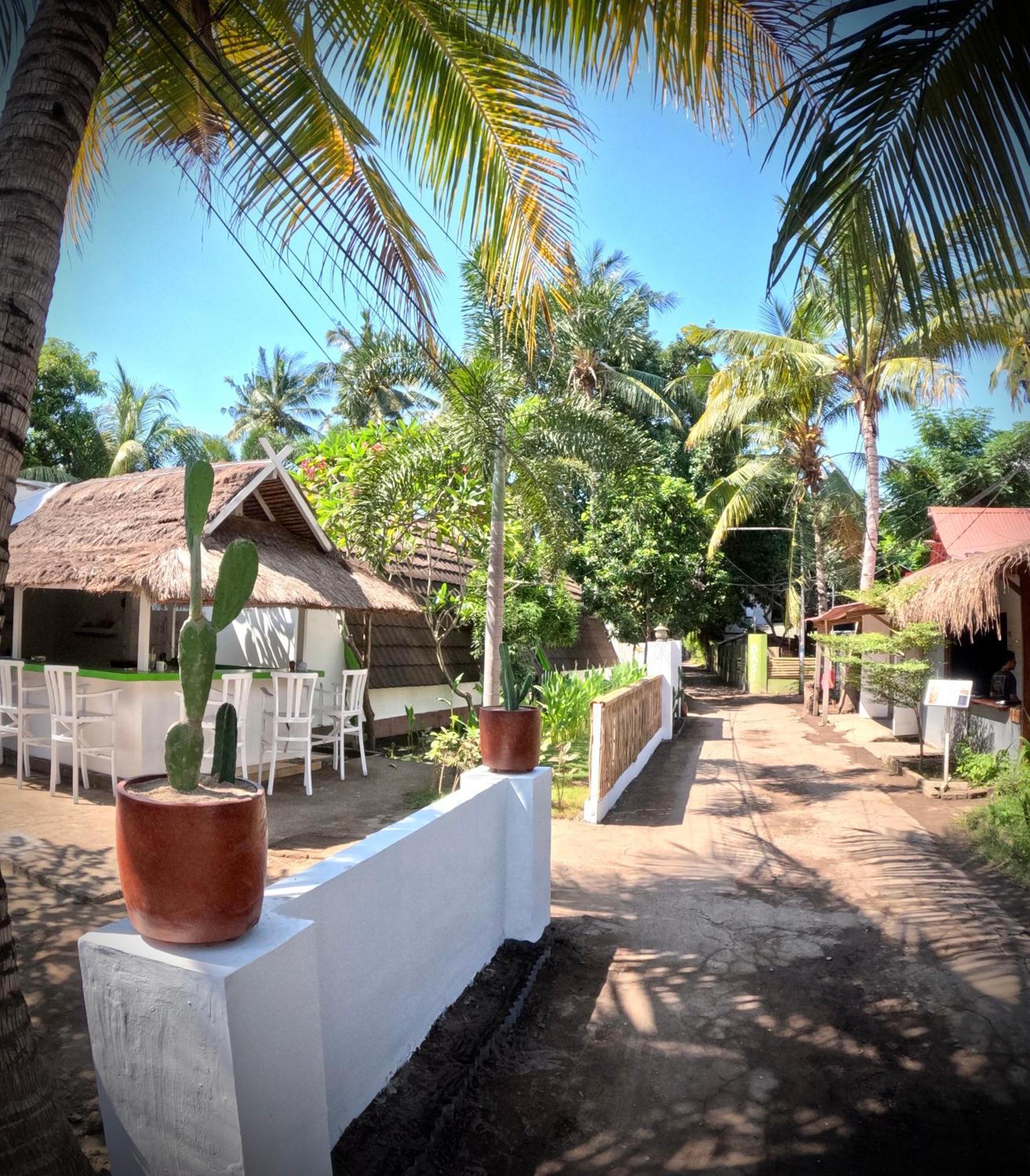 Kaktus Bungalow 4 Gili Air Esterno foto